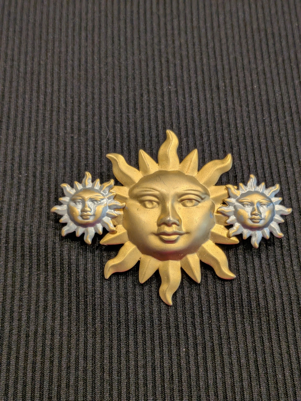 B#4: Vintage Sun Face Brooch Pin in Gold and Silver